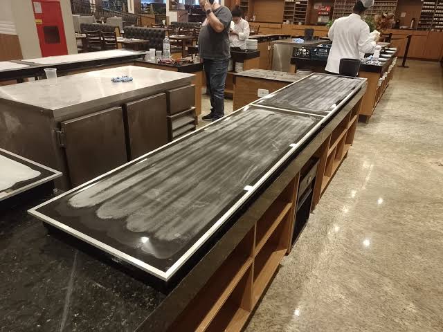 Manutenção em pista refrigerada 